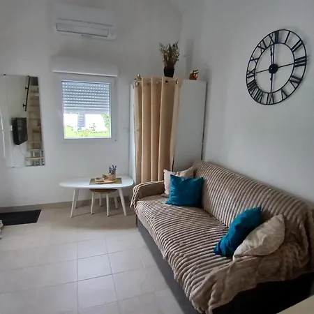 Petite Maison Saint-André-les-Vergers